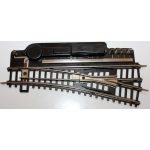 Prawy rozjazd elektromagnetyczny - dawne Piko H0- zacięcia