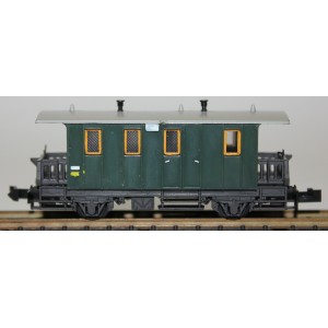 2-osiowy podmiejski wagon pocztowy/ bagażowy- Trix N